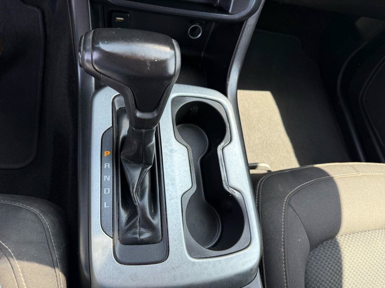 Used 2017 Chevrolet Colorado LT RWD image 30