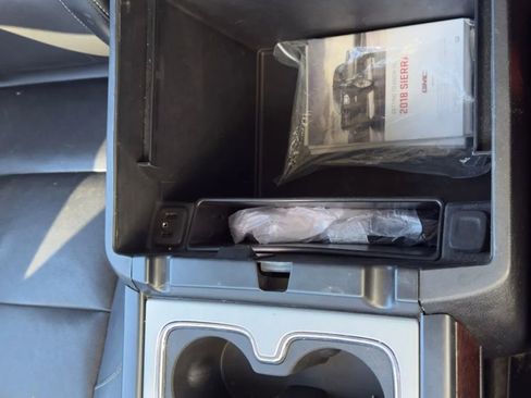 Used 2018 GMC Sierra 1500 SLT w/ SLT Premium Package image 13