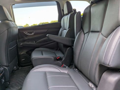 Certified 2023 Subaru Ascent Touring AWD/4WD image 15