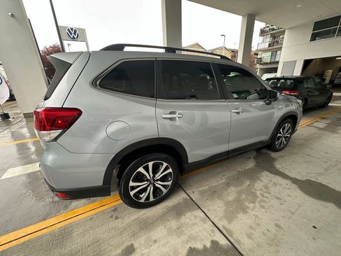 Used 2020 Subaru Forester Limited w/ Popular Package #3 image 6