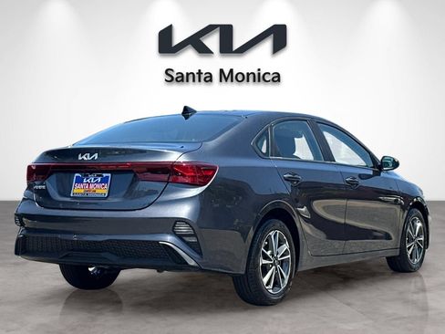 Certified 2023 Kia Forte LXS FWD image 7