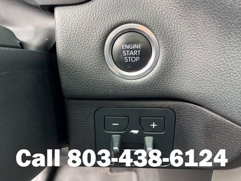 Used 2023 Toyota Tundra Limited image 23