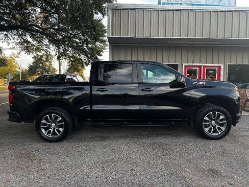 Used 2022 Chevrolet Silverado 1500 RST w/ Convenience Package II image 2