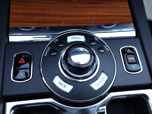 Used 2011 Rolls-Royce Ghost RWD image 53