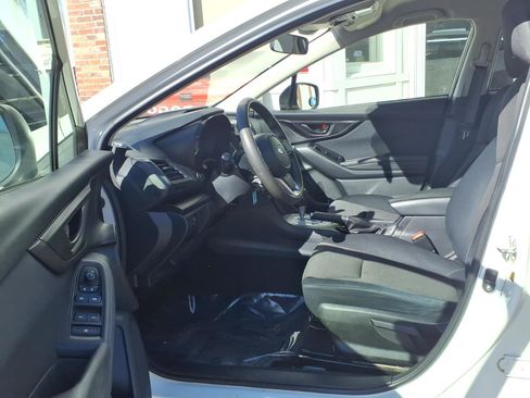 Used 2022 Subaru Crosstrek 2.0i AWD/4WD image 9