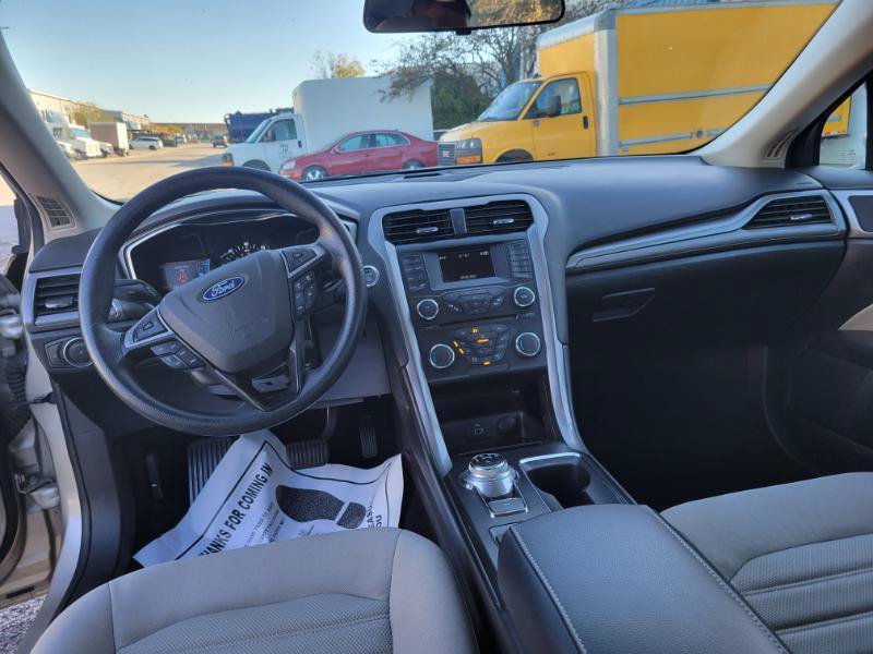Used 2018 Ford Fusion S FWD image 24