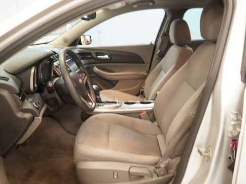 Used 2013 Chevrolet Malibu LS FWD image 5