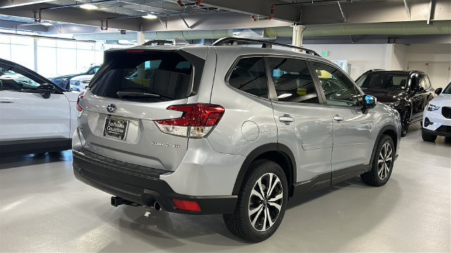 Certified 2022 Subaru Forester Limited AWD/4WD image 4