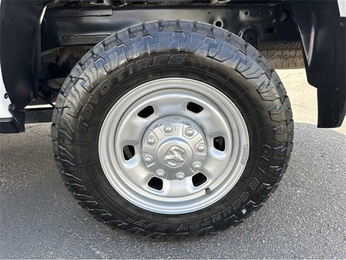 Used 2023 RAM 2500 Tradesman image 9