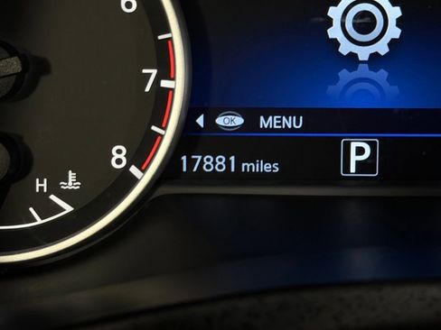 Used 2024 Nissan Murano Platinum w/ Cargo Package AWD/4WD image 16