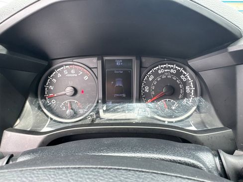 Used 2019 Toyota Tacoma SR w/ SR Convenience Package RWD image 27
