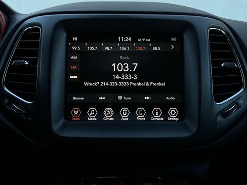 Used 2019 Jeep Compass Trailhawk image 29