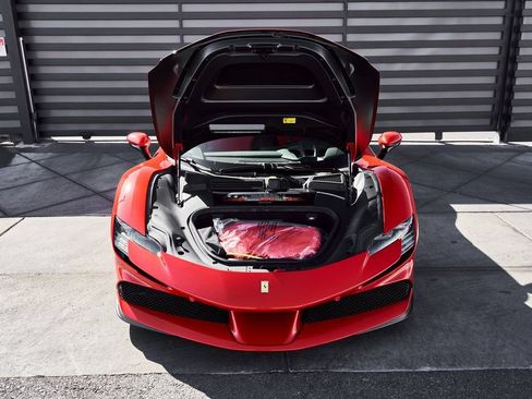 Used 2023 Ferrari SF90 Stradale AWD/4WD image 15