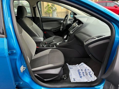 Used 2014 Ford Focus SE FWD image 26