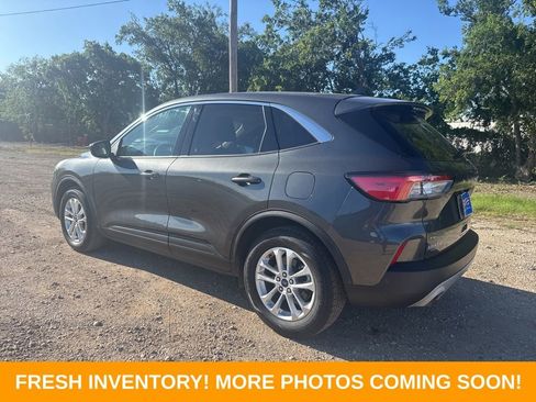 Used 2020 Ford Escape SE FWD image 4