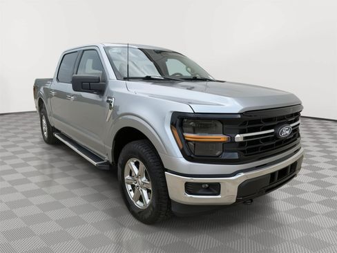 Used 2025 Ford F150 XLT w/ Equipment Group 301A Standard AWD/4WD image 3