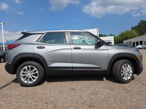 New 2026 Chevrolet TrailBlazer LS AWD/4WD image 16