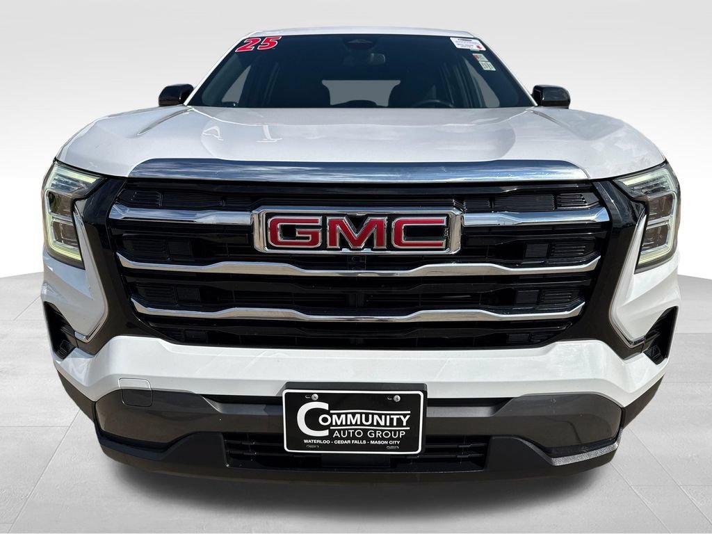 Certified 2025 GMC Terrain Elevation AWD/4WD image 8