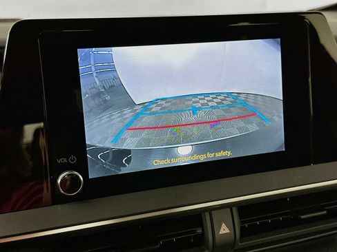 Used 2025 Toyota Prius LE AWD/4WD image 14