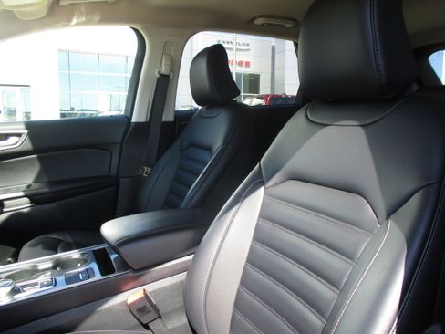 Used 2024 Ford Edge SEL w/ Convenience Package AWD/4WD image 35
