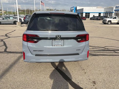 New 2026 Honda Odyssey Sport-L image 4