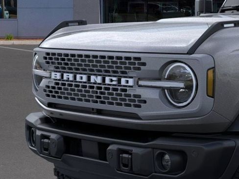 New 2025 Ford Bronco Badlands AWD/4WD image 19