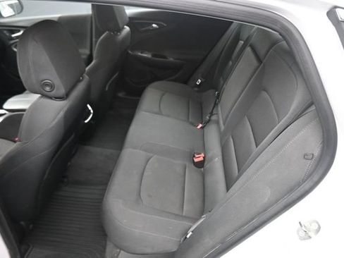 Used 2016 Chevrolet Malibu LT FWD image 19