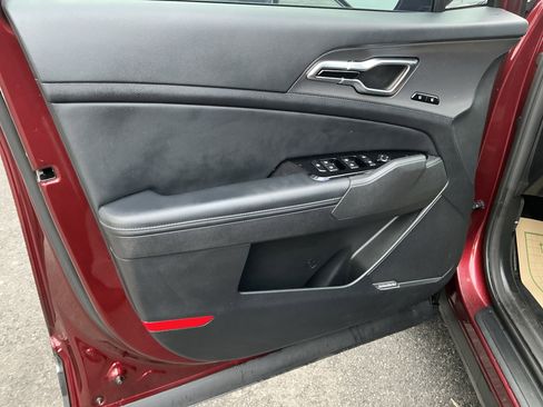 Certified 2023 Kia Sportage SX Prestige AWD/4WD image 13