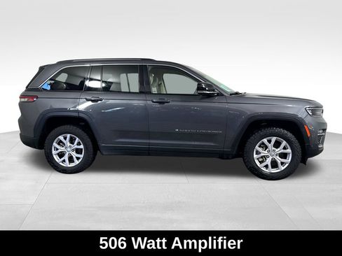 Used 2022 Jeep Grand Cherokee Limited w/ Luxury Tech Group II AWD/4WD image 13