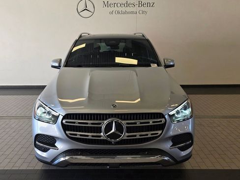 Used 2025 Mercedes-Benz GLE 350 4MATIC image 2