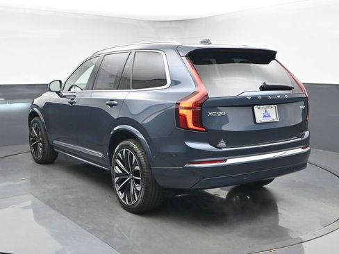 New 2026 Volvo XC90 B6 Plus w/ Protection Package Premier image 6