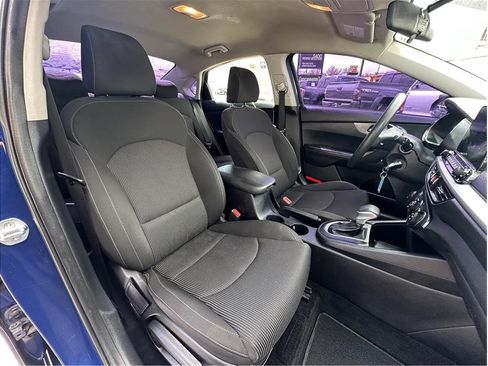 Used 2020 Kia Forte LXS FWD image 4