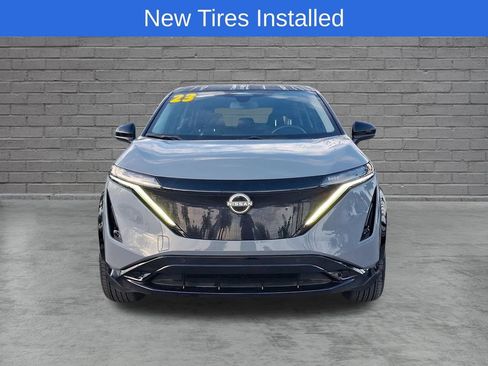 Used 2023 Nissan Ariya FWD image 2