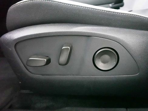 Used 2024 Honda Prologue EX image 14