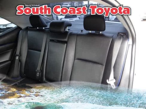 Used 2018 Toyota Corolla XSE image 20