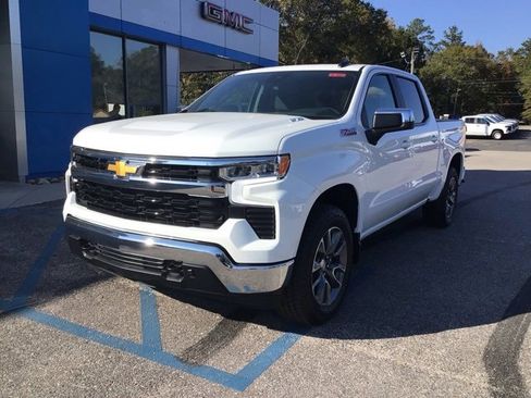 New 2026 Chevrolet Silverado 1500 LT image 2