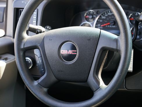 Used 2020 GMC Savana 3500 LS image 25