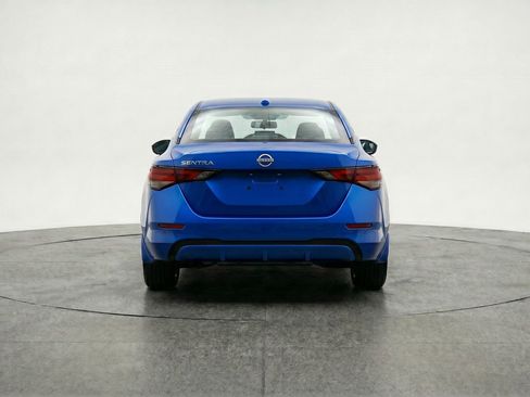Used 2025 Nissan Sentra SV FWD image 7