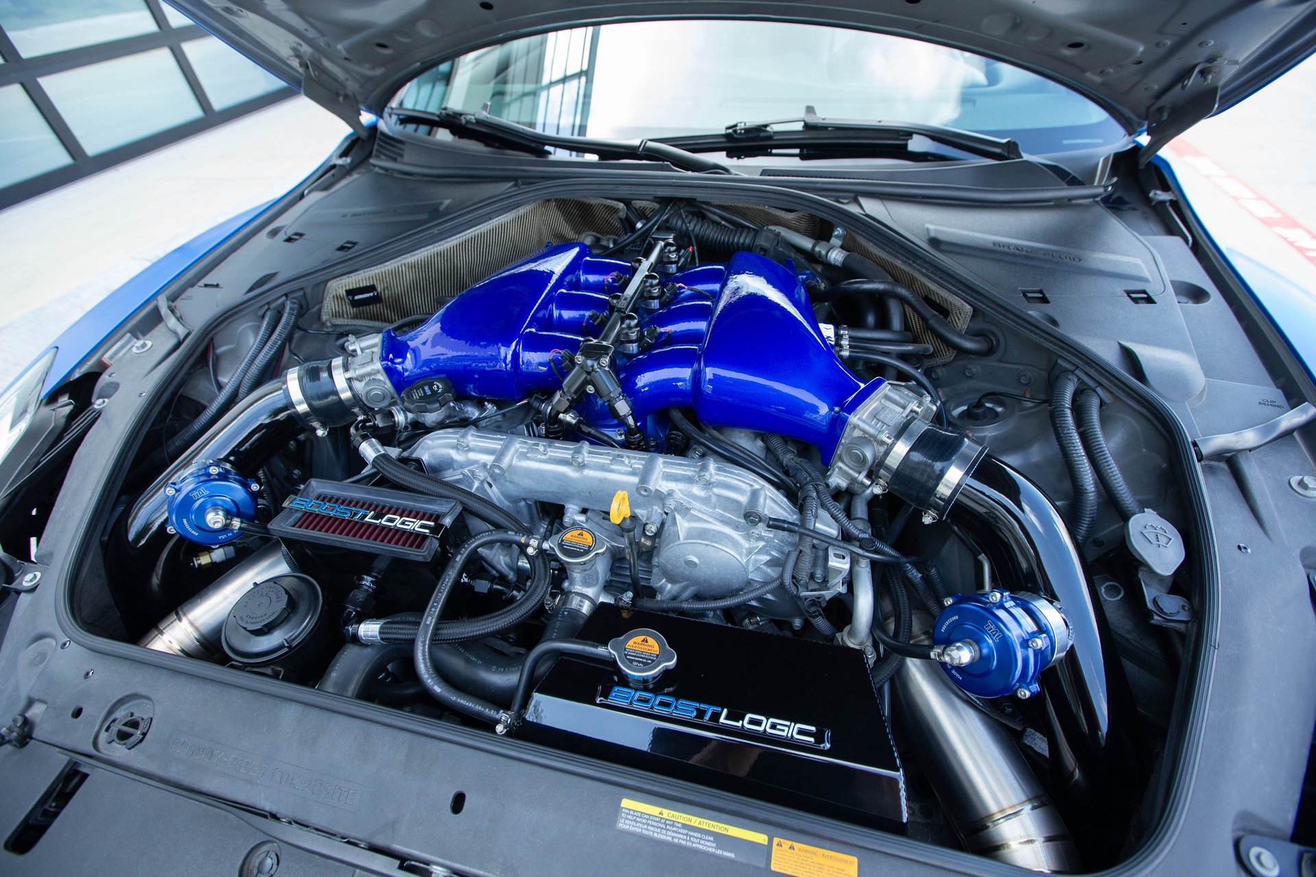 Used 2009 Nissan GT-R Premium AWD/4WD image 2