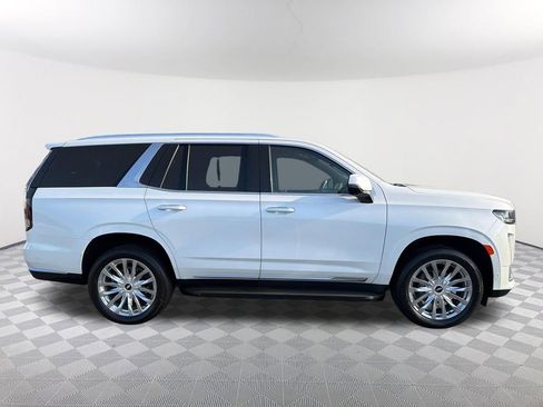 Used 2023 Cadillac Escalade Premium Luxury RWD image 4
