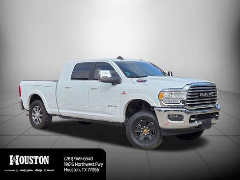Used 2024 RAM 2500 Limited w/ Safety Group AWD/4WD image 3