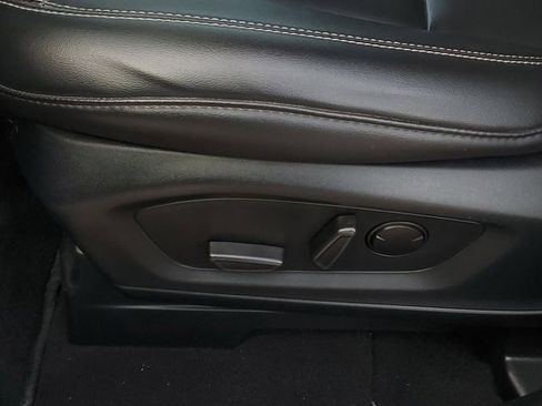 Certified 2023 Ford Explorer XLT w/ Equipment Group 202A image 10