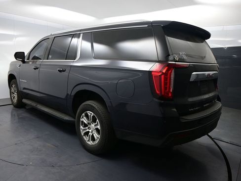 Used 2023 GMC Yukon XL SLE image 4