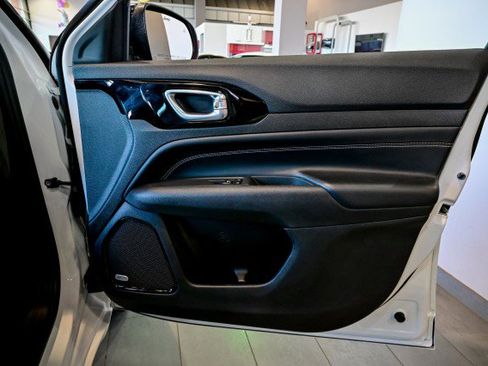 Used 2022 Jeep Compass High Altitude image 28