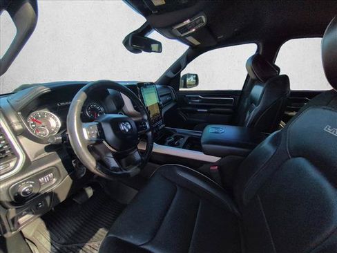 Used 2019 RAM 1500 Laramie w/ Sport Appearance Package AWD/4WD image 10