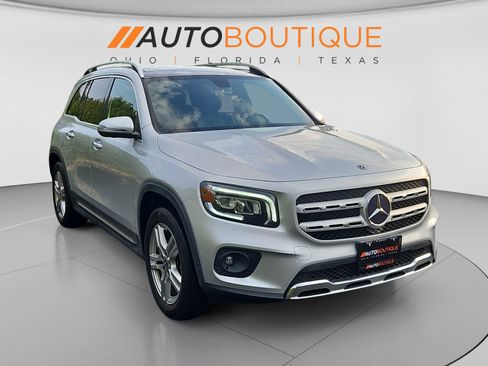 Used 2020 Mercedes-Benz GLB 250 4MATIC w/ Premium Package image 7