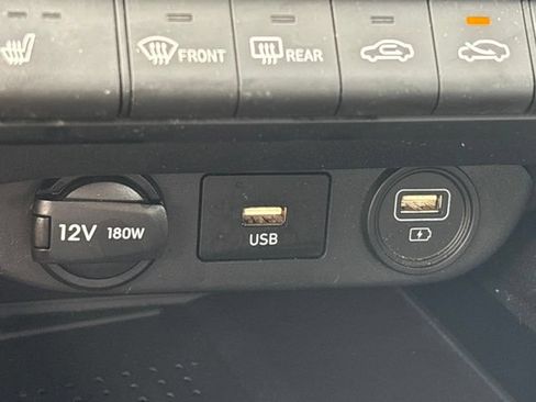 Used 2022 Hyundai Elantra SEL w/ Convenience Package FWD image 17