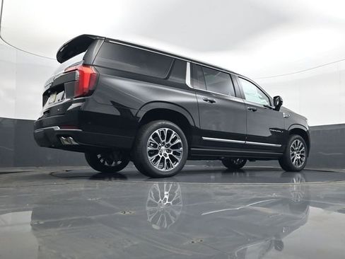 New 2026 GMC Yukon XL Denali image 26