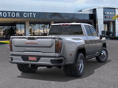New 2026 GMC Sierra 3500 Denali w/ Denali Reserve Package