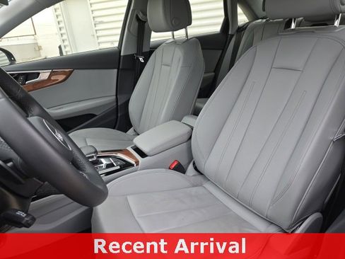 Used 2023 Audi A4 2.0T Premium w/ Convenience Package image 7